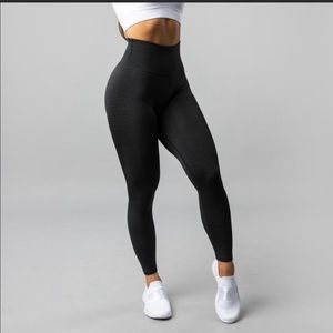 Alphalete Halo leggings